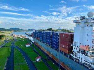 Panama canal miraflores